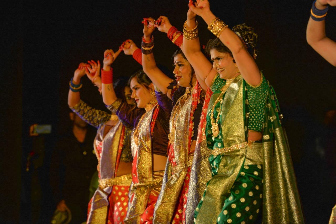 लोककला आणि ललितकला करिअर